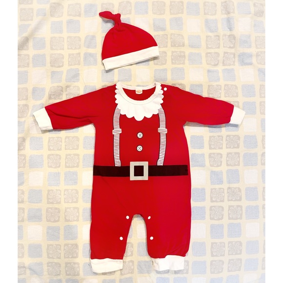 Baby Christmas Santa suit and hat set - Picture 4 of 4